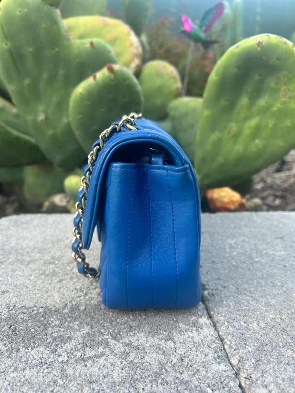 Chanel Classic Flap Mini - Picture 4 of 13
